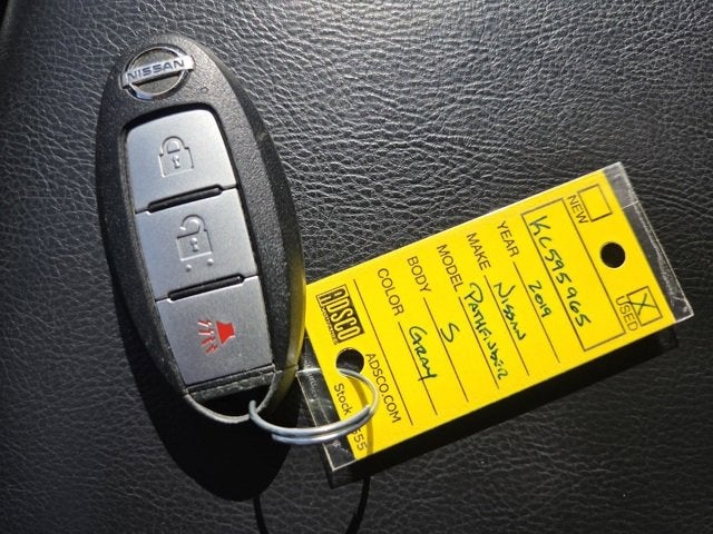 2019 Nissan Pathfinder S