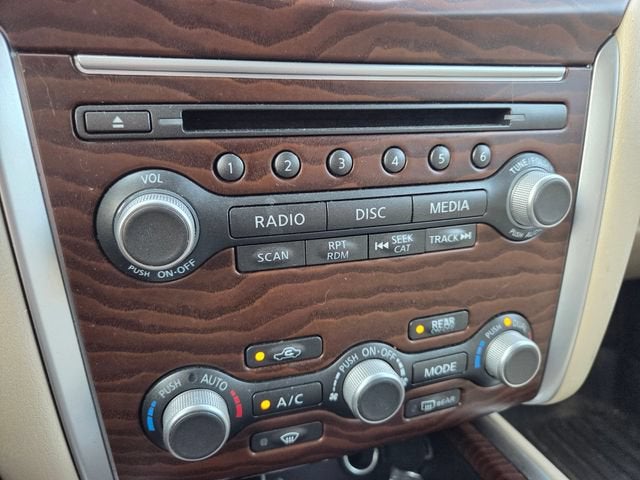 2017 Nissan Pathfinder Platinum
