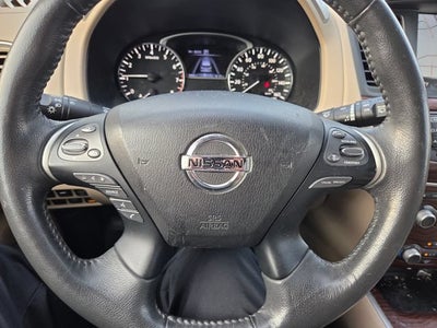 2017 Nissan Pathfinder Platinum