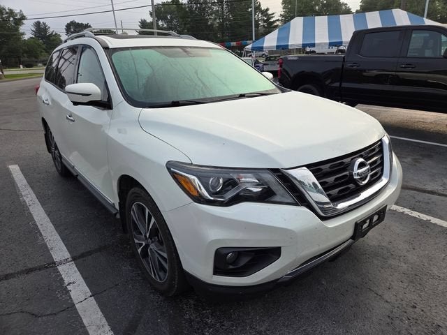 2017 Nissan Pathfinder Platinum
