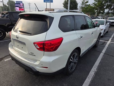 2017 Nissan Pathfinder Platinum
