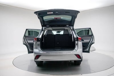 2021 Toyota Highlander Hybrid Platinum