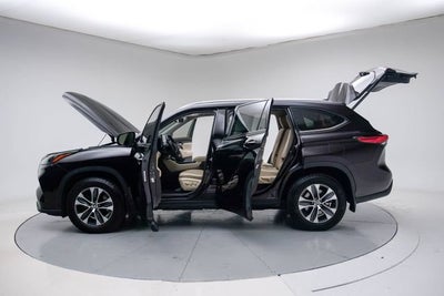 2020 Toyota Highlander XLE