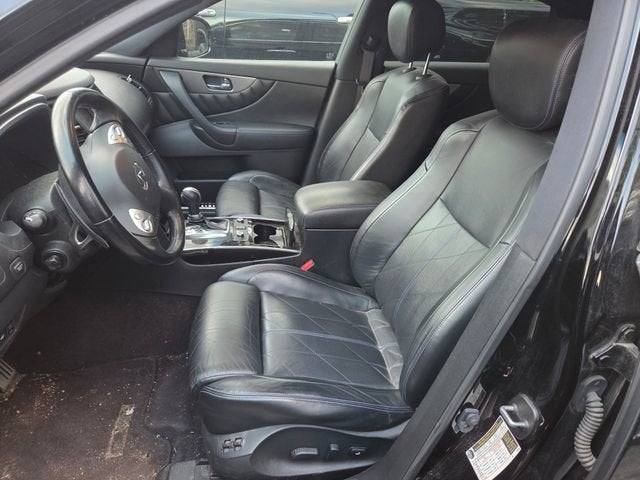 2017 INFINITI QX70 Base