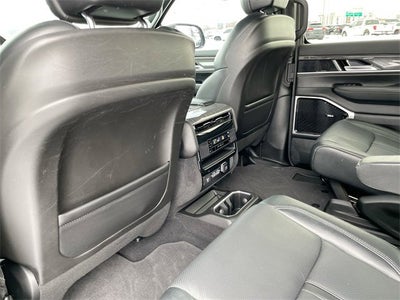 2022 Jeep Wagoneer Series III 4x4