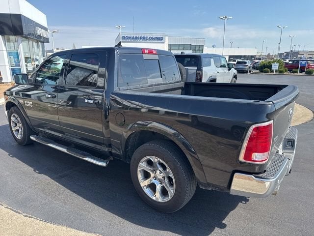 2018 RAM 1500 Laramie Crew Cab 4x4 5'7" Box