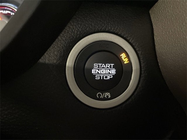 2019 RAM 1500 Laramie Quad Cab 4x4 6'4" Box