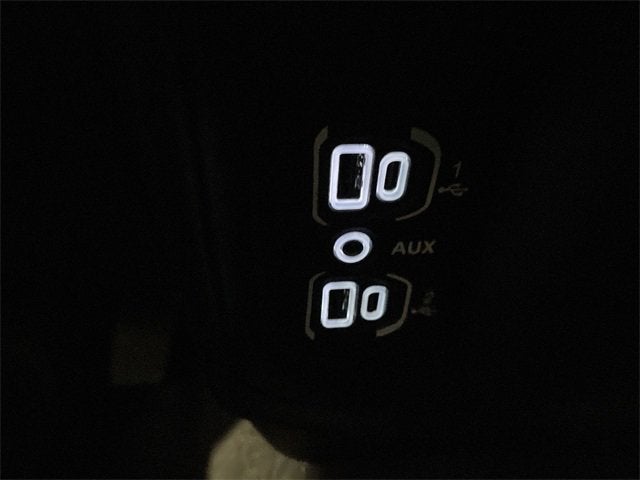 2019 RAM 1500 Laramie Quad Cab 4x4 6'4" Box