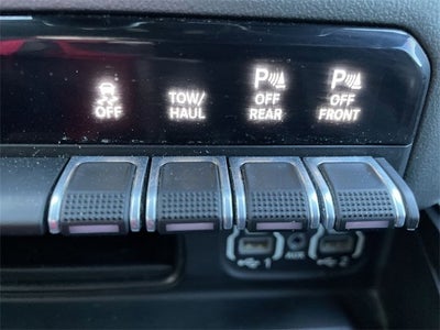 2021 RAM 1500 Big Horn Crew Cab 4x4 5'7" Box