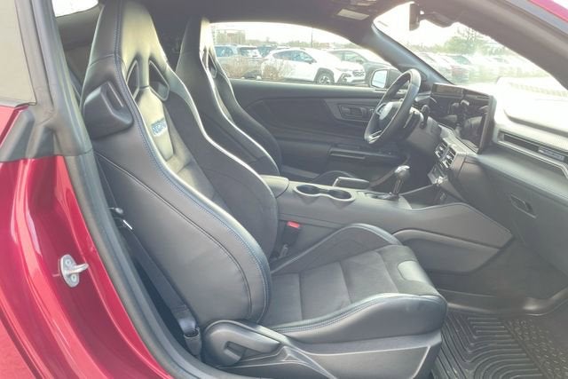 2025 Ford Mustang Dark Horse