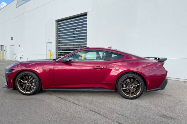 2025 Ford Mustang Dark Horse