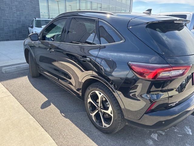 2023 Ford Escape ST-Line Elite