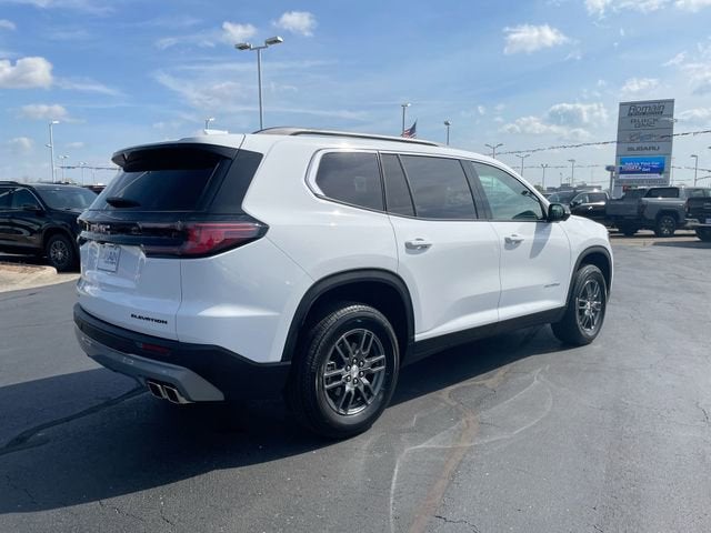 2025 GMC Acadia Elevation