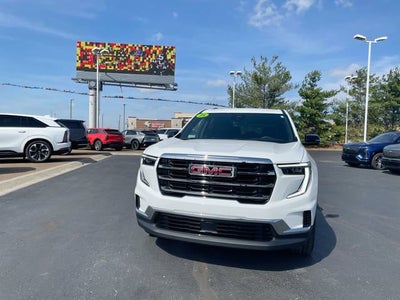 2025 GMC Acadia Elevation