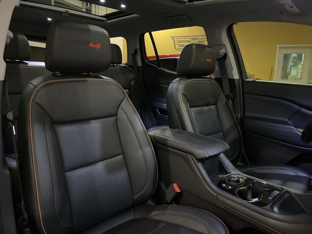 2021 GMC Acadia AT4