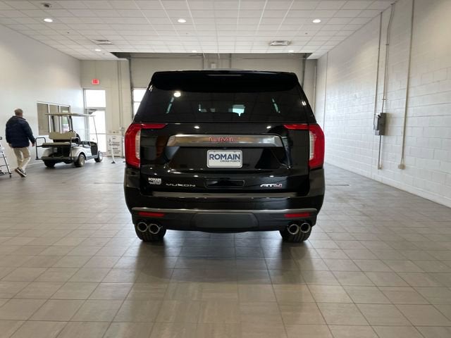 2024 GMC Yukon AT4