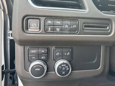 2022 GMC Yukon XL SLT