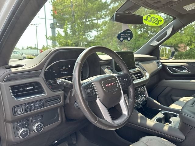 2022 GMC Yukon XL SLT