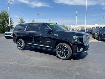 2022 GMC Yukon XL Denali
