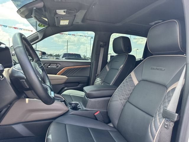2024 GMC Canyon Denali