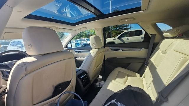 2017 Cadillac XT5 Premium Luxury FWD