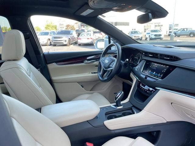2018 Cadillac XT5 Premium Luxury FWD