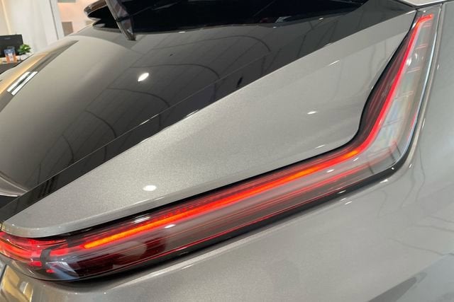 2024 Cadillac LYRIQ Luxury 1