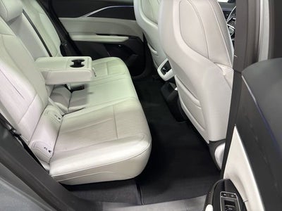 2024 Cadillac LYRIQ Luxury 1