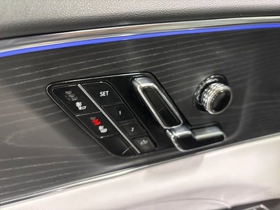 2024 Cadillac LYRIQ Luxury 1