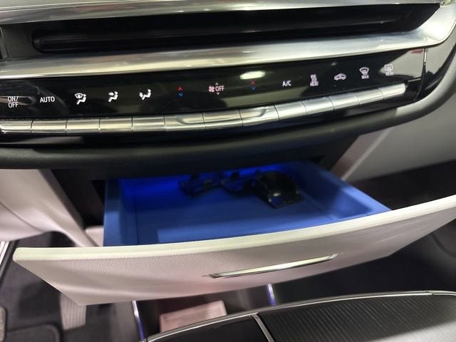 2024 Cadillac LYRIQ Luxury 1