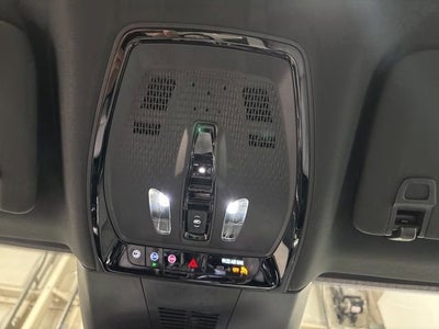 2024 Cadillac LYRIQ Luxury 1