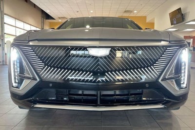 2024 Cadillac LYRIQ Luxury 1