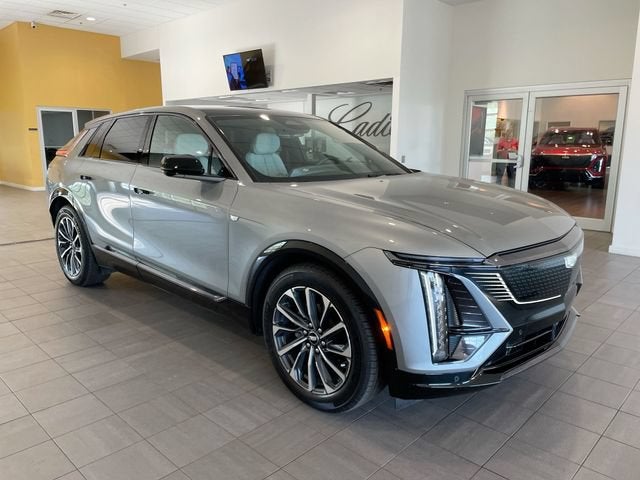 2024 Cadillac LYRIQ Sport 1