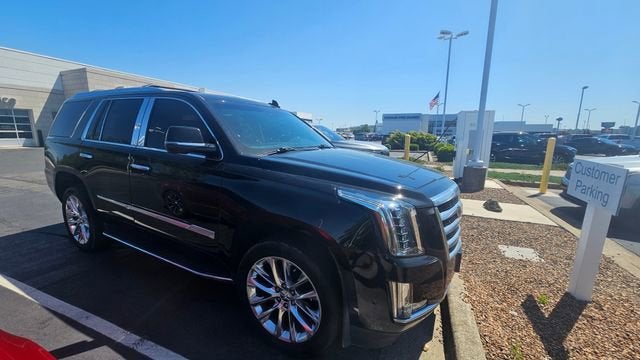 2019 Cadillac Escalade Luxury