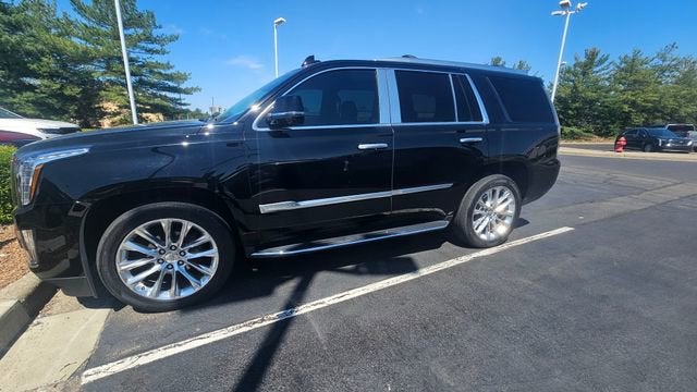 2019 Cadillac Escalade Luxury