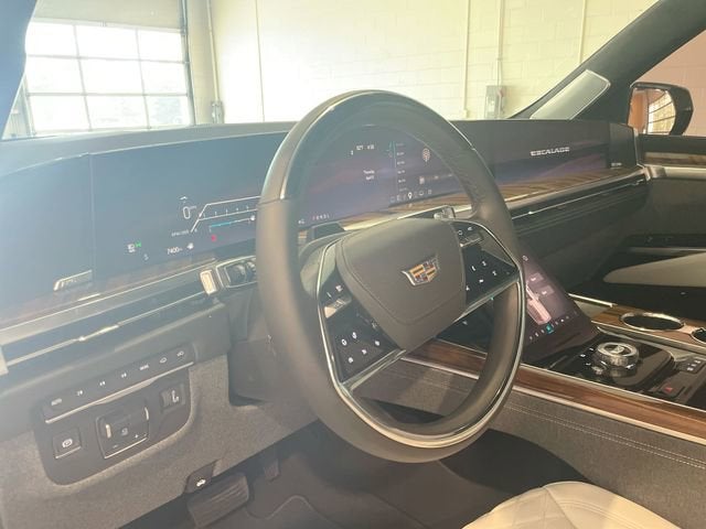 2025 Cadillac Escalade ESV Premium Luxury Platinum