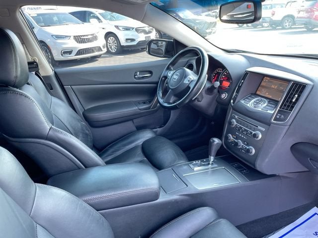 2010 Nissan Maxima 3.5 SV