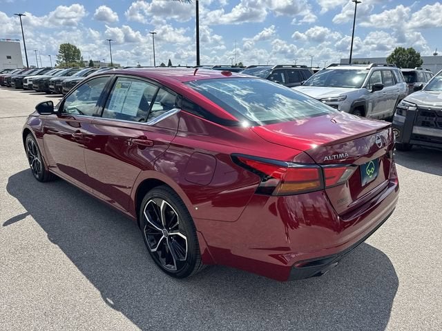 2025 Nissan Altima SR