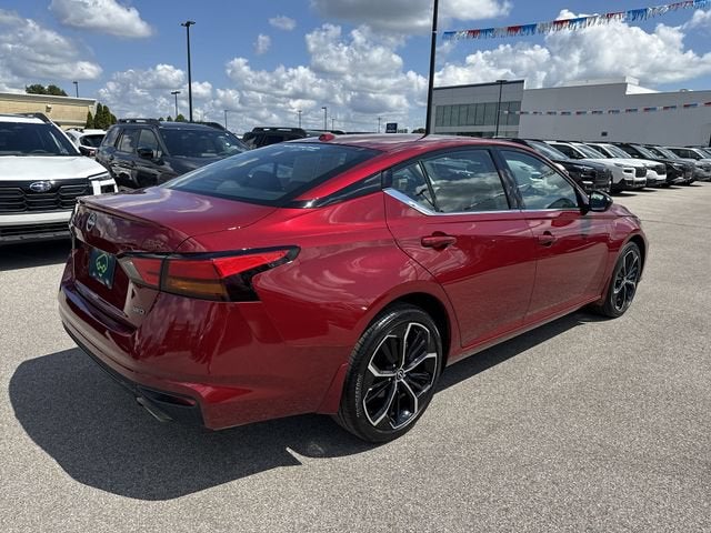 2025 Nissan Altima SR