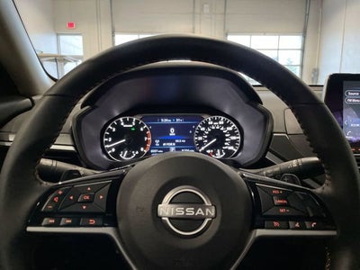 2025 Nissan Altima SR