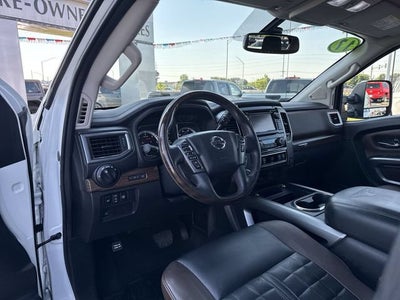 2017 Nissan TITAN XD Platinum Reserve Diesel