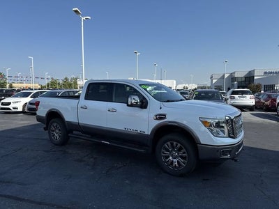 2017 Nissan TITAN XD Platinum Reserve Diesel