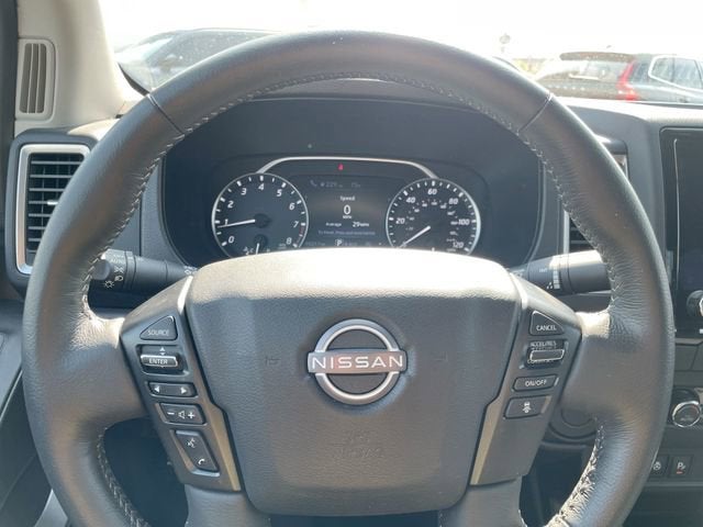 2024 Nissan Frontier SV