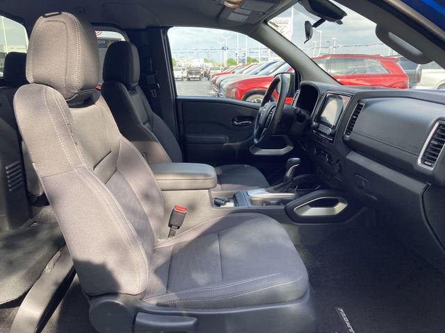 2024 Nissan Frontier SV