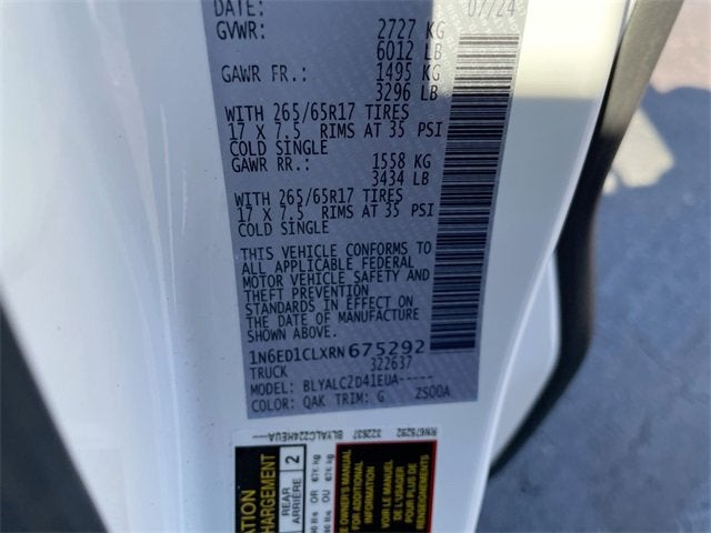 2024 Nissan Frontier SV