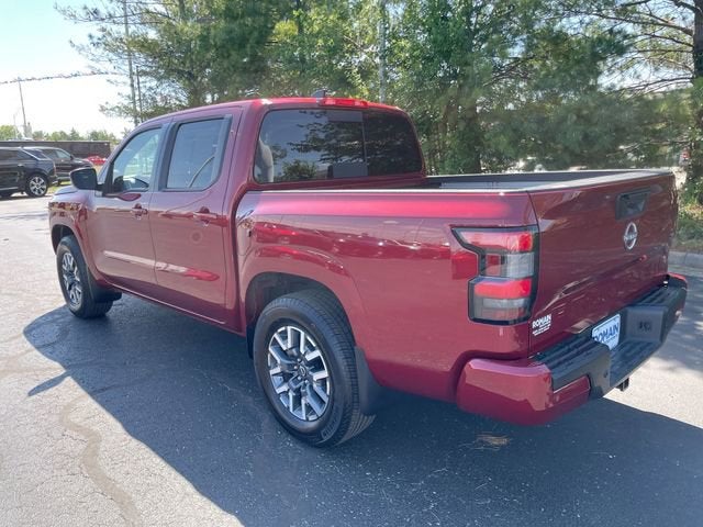 2024 Nissan Frontier Crew Cab SL 4x2