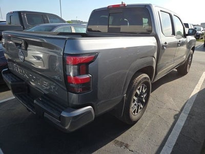 2024 Nissan Frontier SL