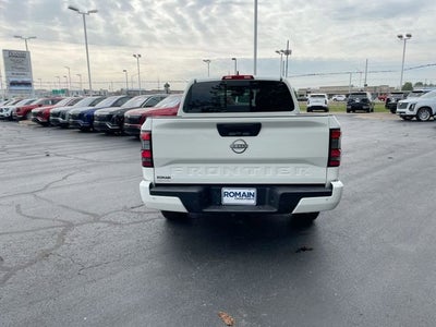 2025 Nissan Frontier SV