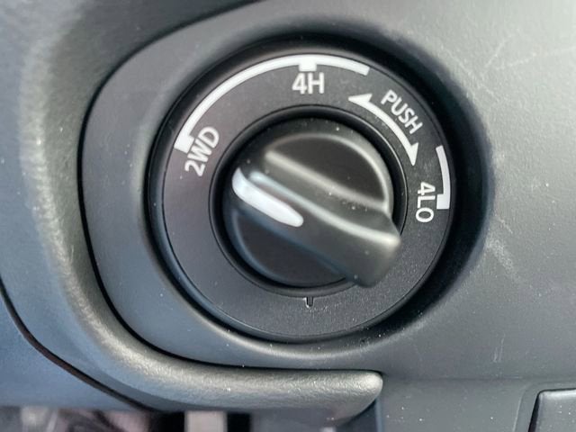 2024 Nissan Frontier Crew Cab PRO-4X 4x4