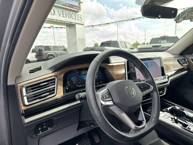 2024 Volkswagen Atlas 2.0T SE w/Technology